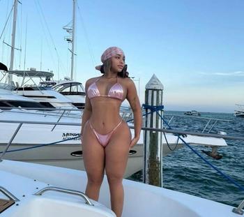 yohana, 28  female escort, North Jersey