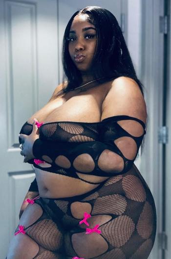 Rose, 28  female escort, North Jersey