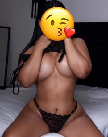 Lunaa, 28  female escort, North Jersey