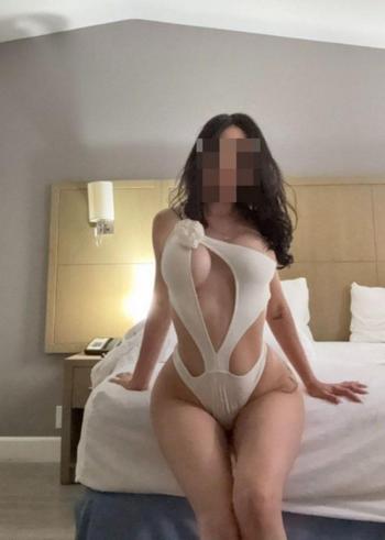 Sofia, 27  female escort, North Jersey
