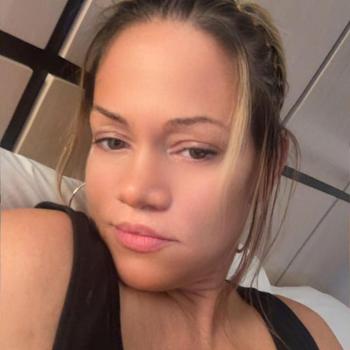 Luckii, 38  female escort, North Jersey